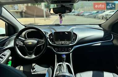 Хэтчбек Chevrolet Volt 2016 в 