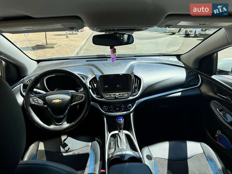 Хэтчбек Chevrolet Volt 2016 в Одессе