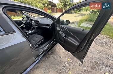 Хэтчбек Chevrolet Volt 2016 в 