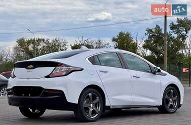 Хэтчбек Chevrolet Volt 2016 в 