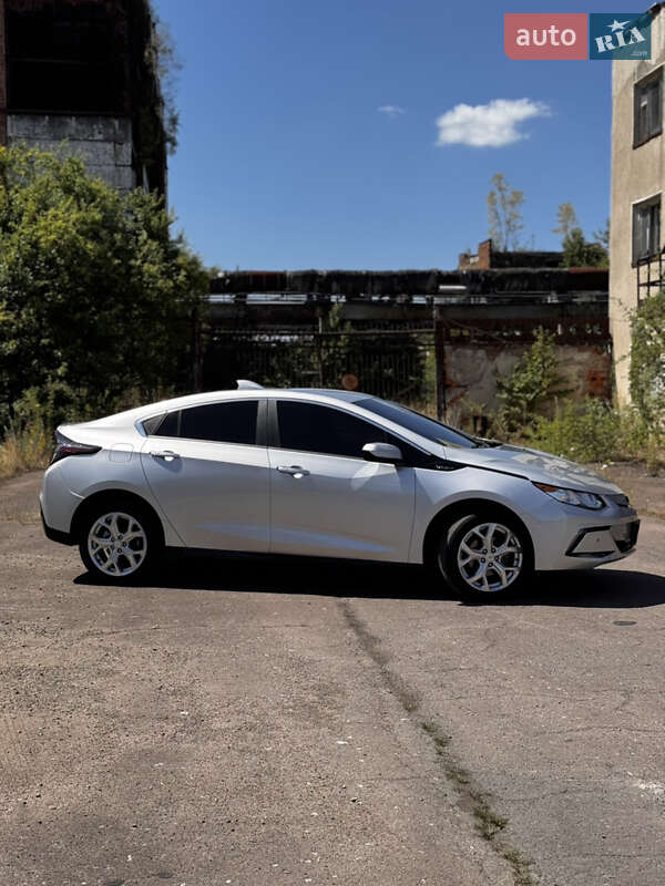 Хэтчбек Chevrolet Volt 2016 в Калуше фото 6 Хэтчбек Chevrolet Volt 2016 в Калуше