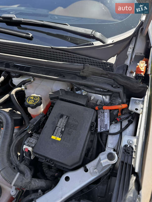 Хэтчбек Chevrolet Volt 2016 в Калуше фото 13 Хэтчбек Chevrolet Volt 2016 в Калуше