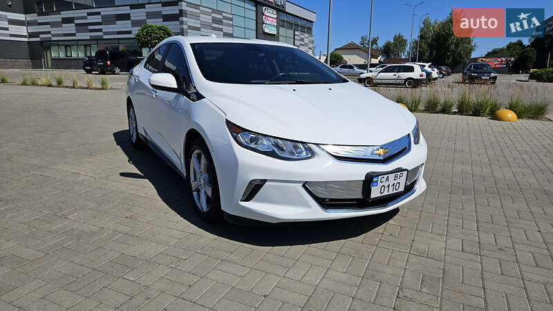 Хэтчбек Chevrolet Volt 2015 в Черкассах
