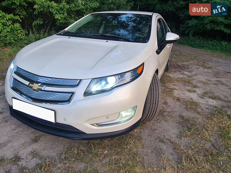 Хэтчбек Chevrolet Volt 2013 в Черкассах
