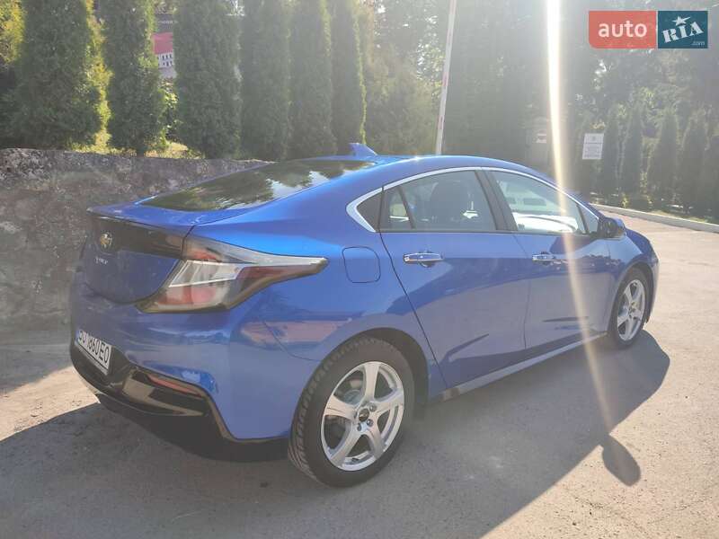 Хэтчбек Chevrolet Volt 2016 в Тернополе