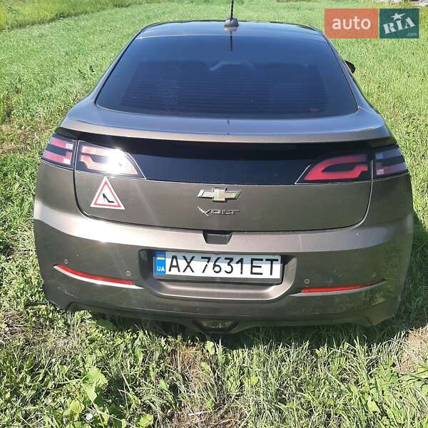 Хэтчбек Chevrolet Volt 2015 в Харькове