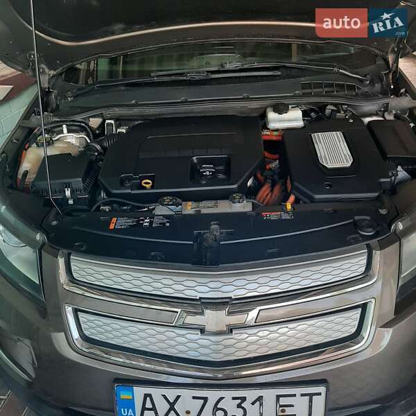 Хэтчбек Chevrolet Volt 2015 в Харькове