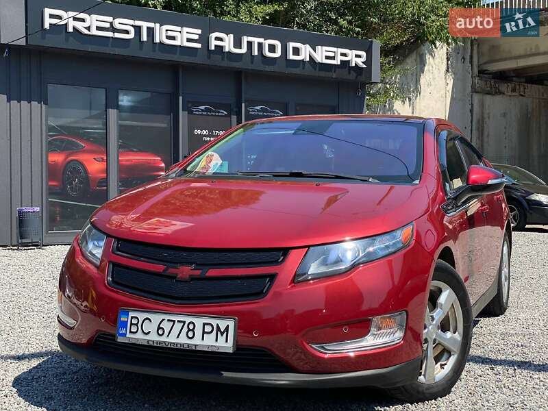 Хэтчбек Chevrolet Volt 2012 в Днепре