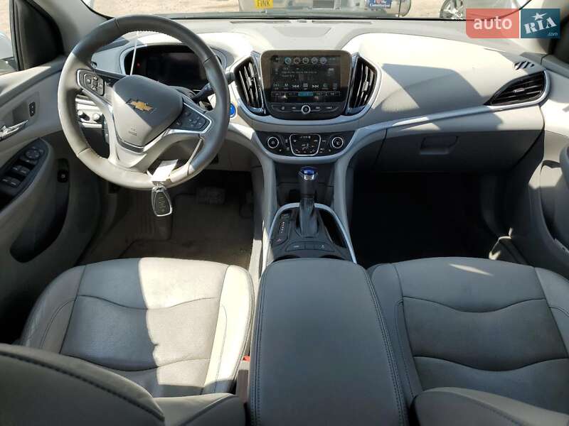 Хэтчбек Chevrolet Volt 2017 в Харькове