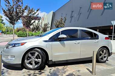 Хэтчбек Chevrolet Volt 2010 в 