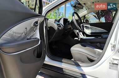 Хэтчбек Chevrolet Volt 2010 в 