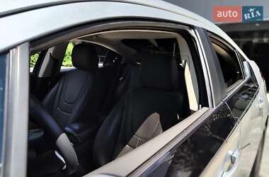 Хэтчбек Chevrolet Volt 2010 в 