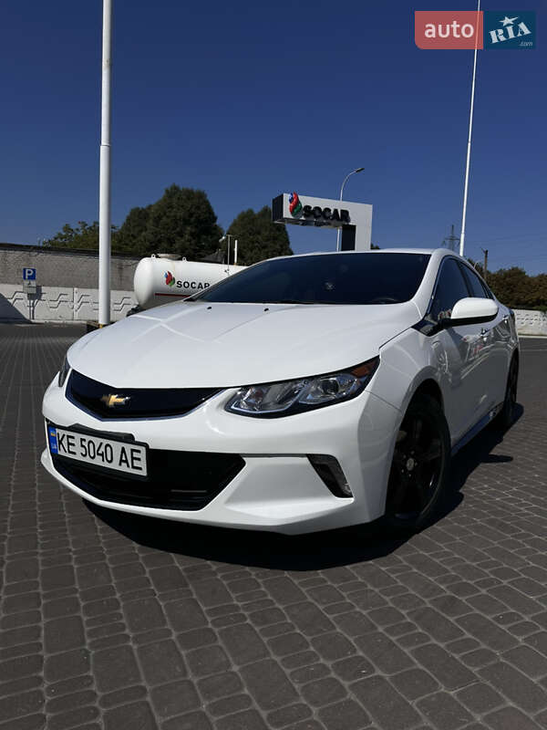 Хэтчбек Chevrolet Volt 2018 в Днепре