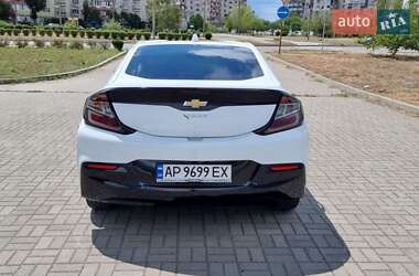 Хэтчбек Chevrolet Volt 2016 в 