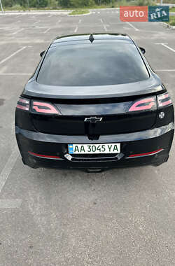 Хэтчбек Chevrolet Volt 2012 в 