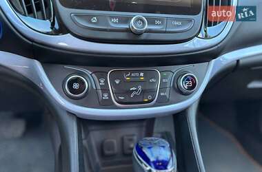 Хэтчбек Chevrolet Volt 2017 в 