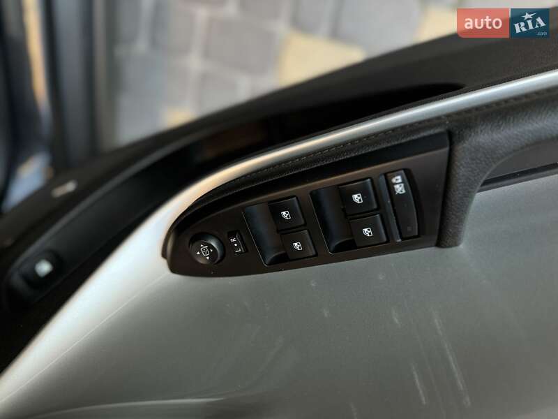 Хэтчбек Chevrolet Volt 2015 в Виннице