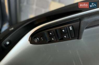 Хэтчбек Chevrolet Volt 2015 в 