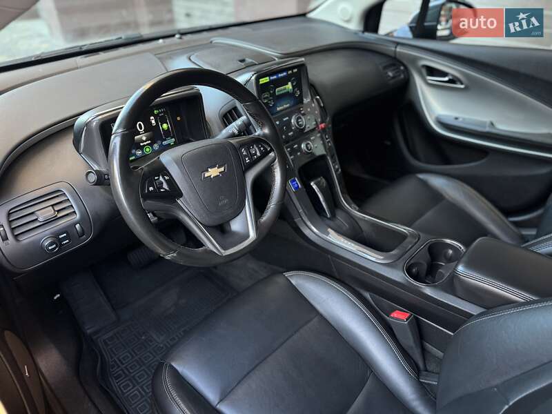 Хэтчбек Chevrolet Volt 2015 в Виннице