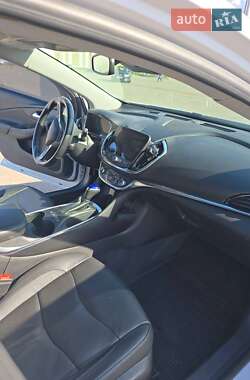 Хэтчбек Chevrolet Volt 2017 в 