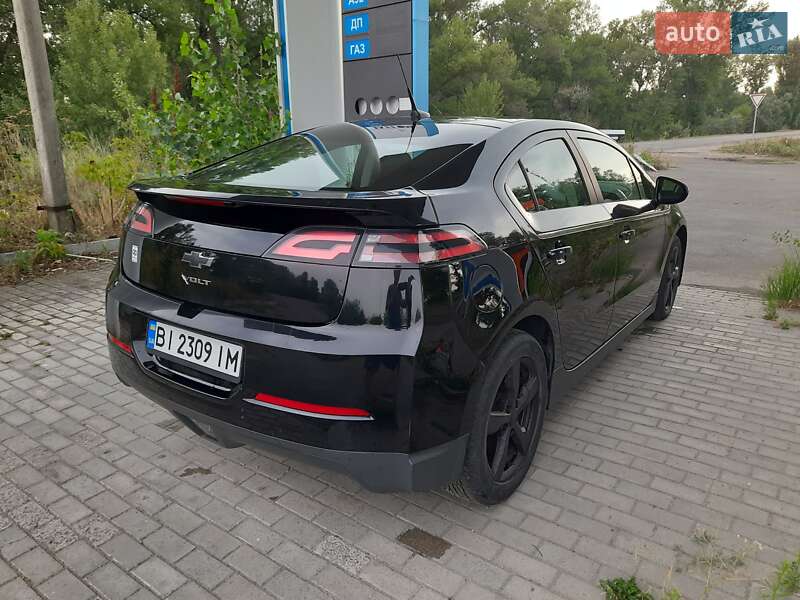 Хэтчбек Chevrolet Volt 2011 в Кременчуге