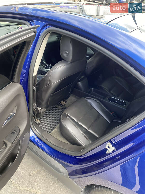 Хетчбек Chevrolet Volt 2012 в Запоріжжі