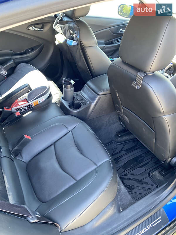 Хэтчбек Chevrolet Volt 2015 в Черкассах