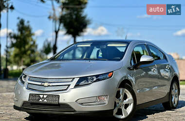 Хэтчбек Chevrolet Volt 2011 в Киеве