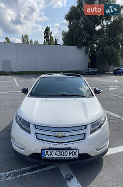 Хэтчбек Chevrolet Volt 2011 в Полтаве