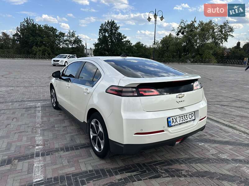 Хэтчбек Chevrolet Volt 2014 в Харькове фото 11 Хэтчбек Chevrolet Volt 2014 в Харькове