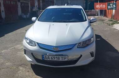 Хэтчбек Chevrolet Volt 2015 в 