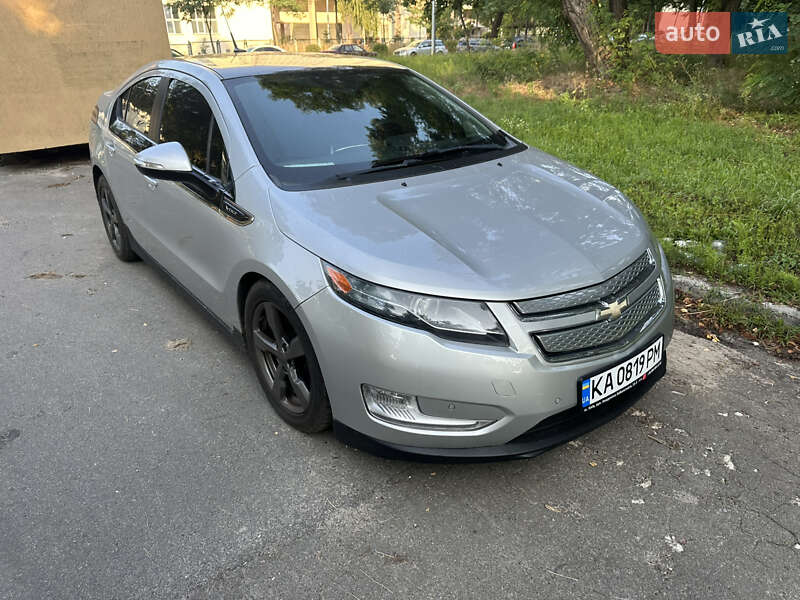 Хетчбек Chevrolet Volt 2010 в Києві