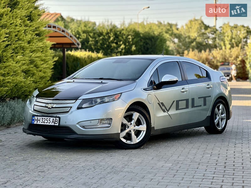 Хэтчбек Chevrolet Volt 2011 в Одессе