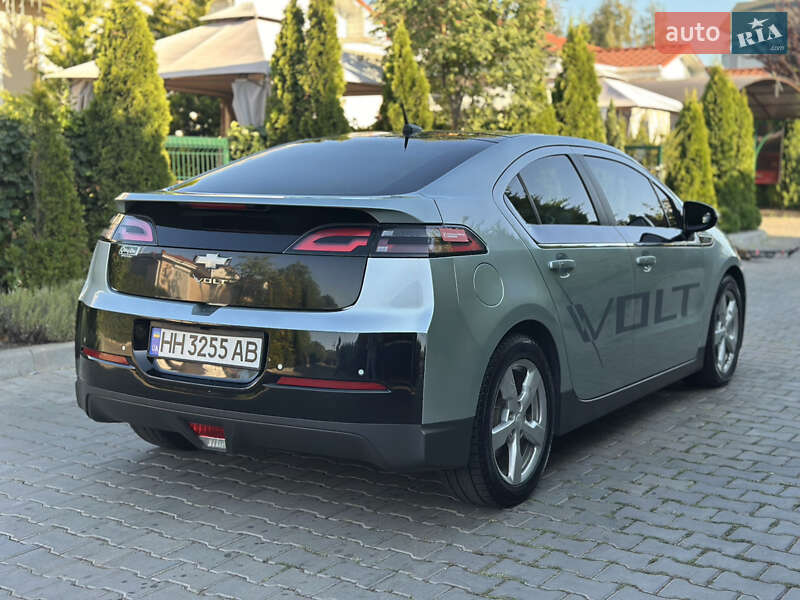 Хэтчбек Chevrolet Volt 2011 в Одессе