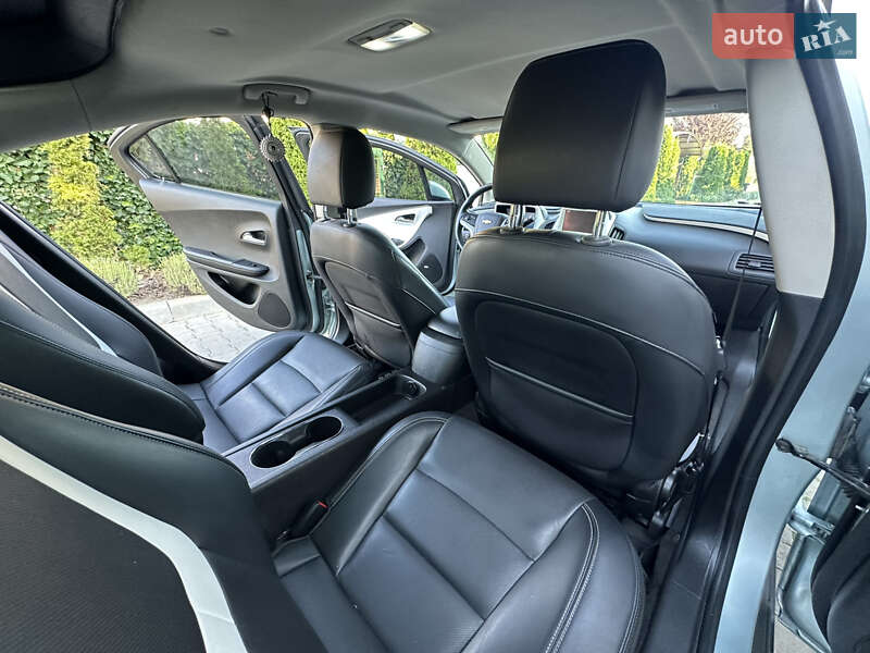 Хэтчбек Chevrolet Volt 2011 в Одессе