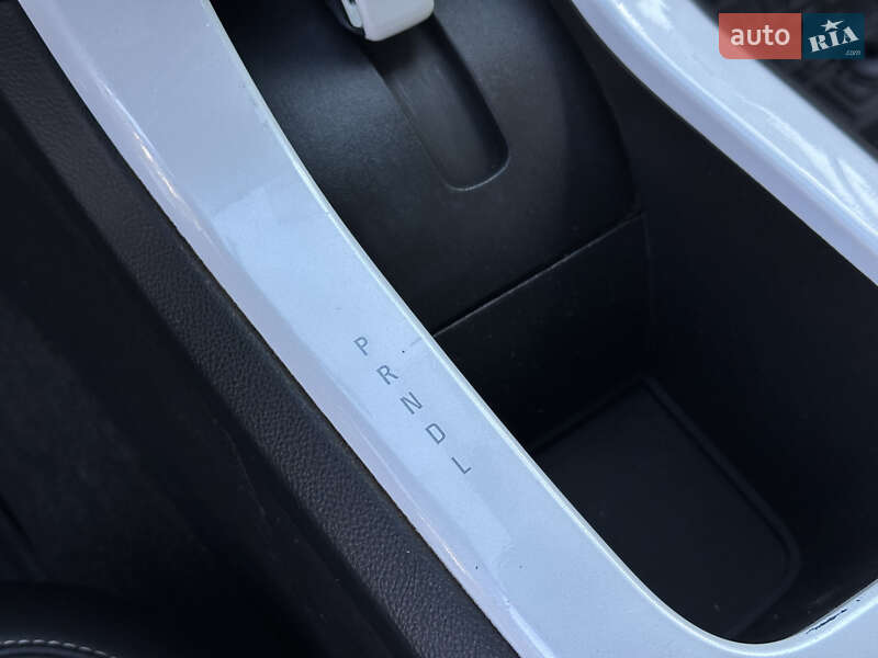 Хэтчбек Chevrolet Volt 2011 в Одессе