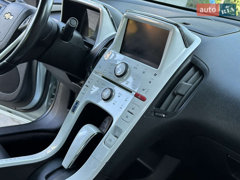 Хэтчбек Chevrolet Volt 2011 в Одессе