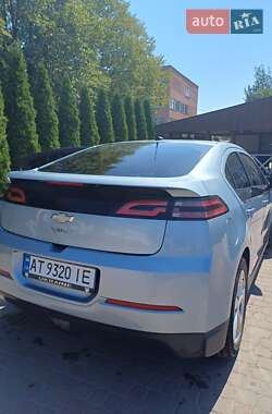 Хэтчбек Chevrolet Volt 2013 в 