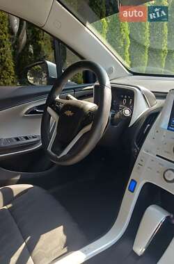 Хэтчбек Chevrolet Volt 2013 в 