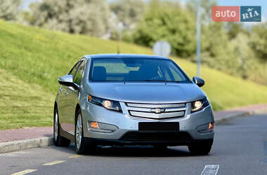 Хэтчбек Chevrolet Volt 2011 в 