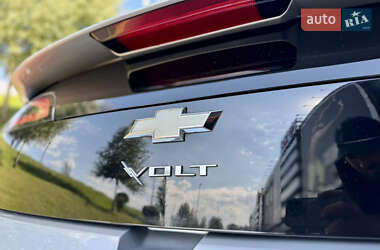 Хэтчбек Chevrolet Volt 2011 в 