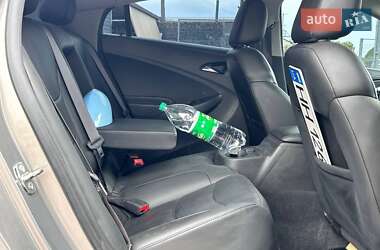 Хетчбек Chevrolet Volt 2017 в 