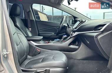 Хетчбек Chevrolet Volt 2017 в 