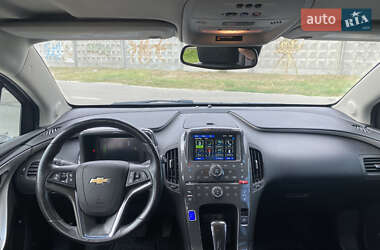 Хэтчбек Chevrolet Volt 2014 в Киеве