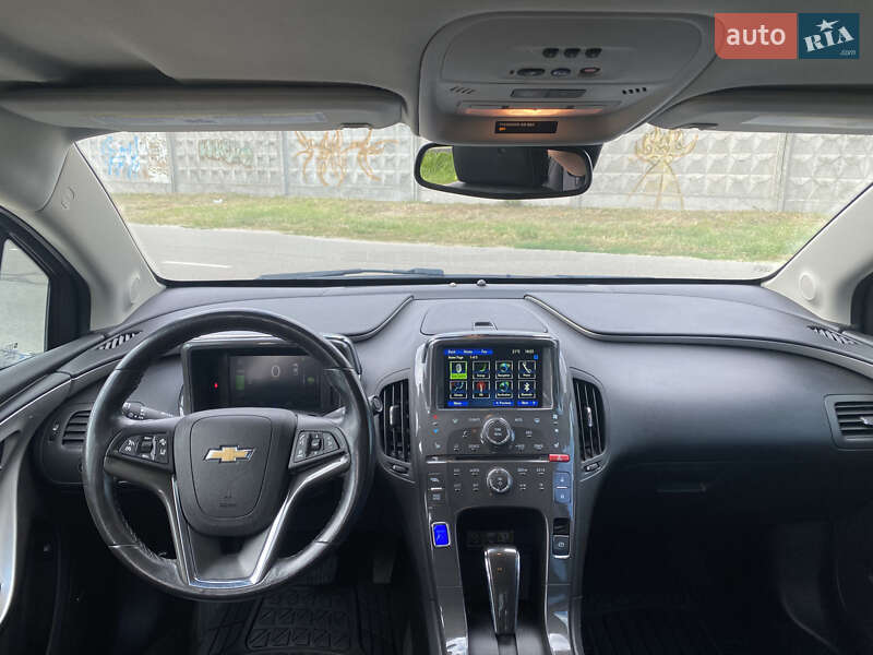 Хэтчбек Chevrolet Volt 2014 в Киеве