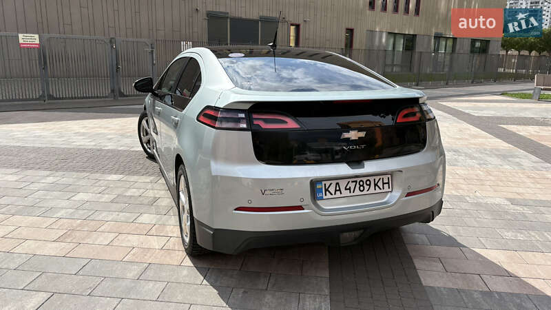 Хэтчбек Chevrolet Volt 2012 в Киеве фото 2 Хэтчбек Chevrolet Volt 2012 в Киеве