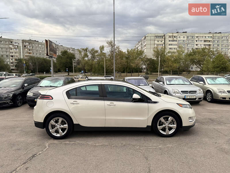 Хэтчбек Chevrolet Volt 2011 в Запорожье