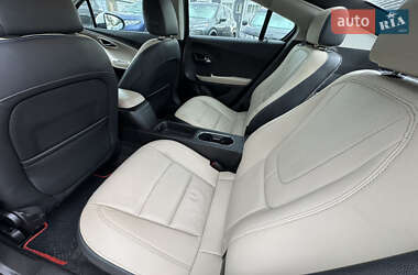 Хэтчбек Chevrolet Volt 2011 в 