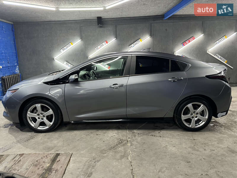 Хэтчбек Chevrolet Volt 2018 в Кременце