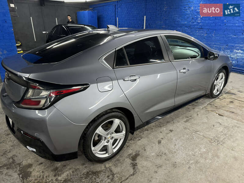 Хэтчбек Chevrolet Volt 2018 в Кременце